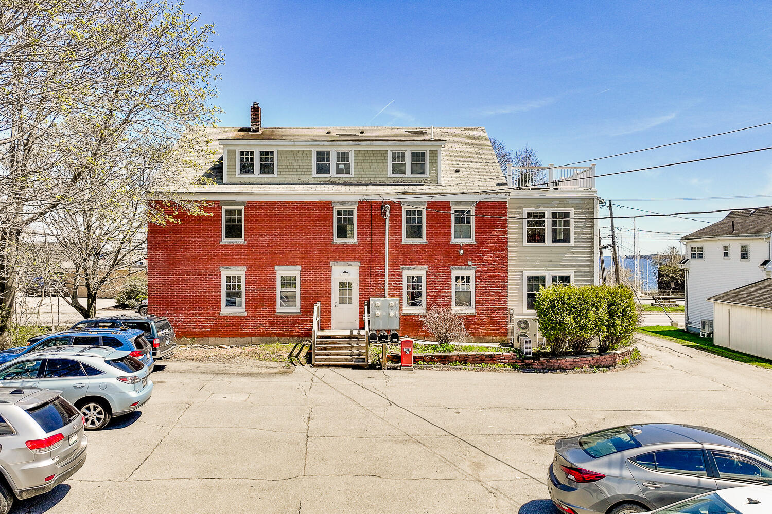 8 N North Main Street Rockland ME 04841