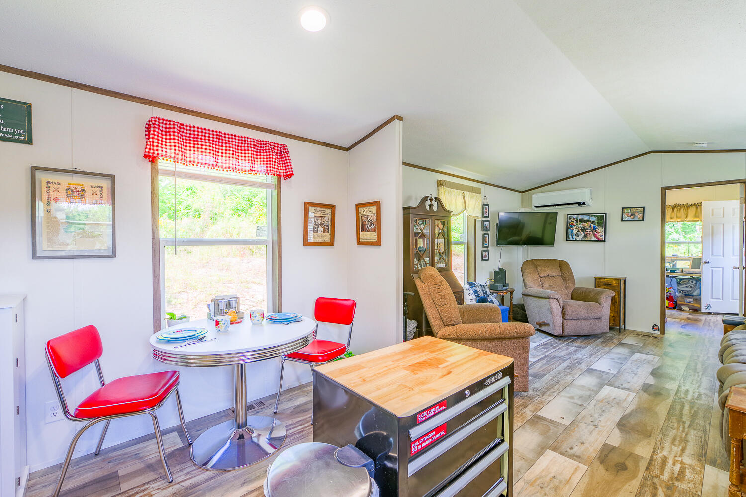 1113 Commercial Street Rockport ME 04856