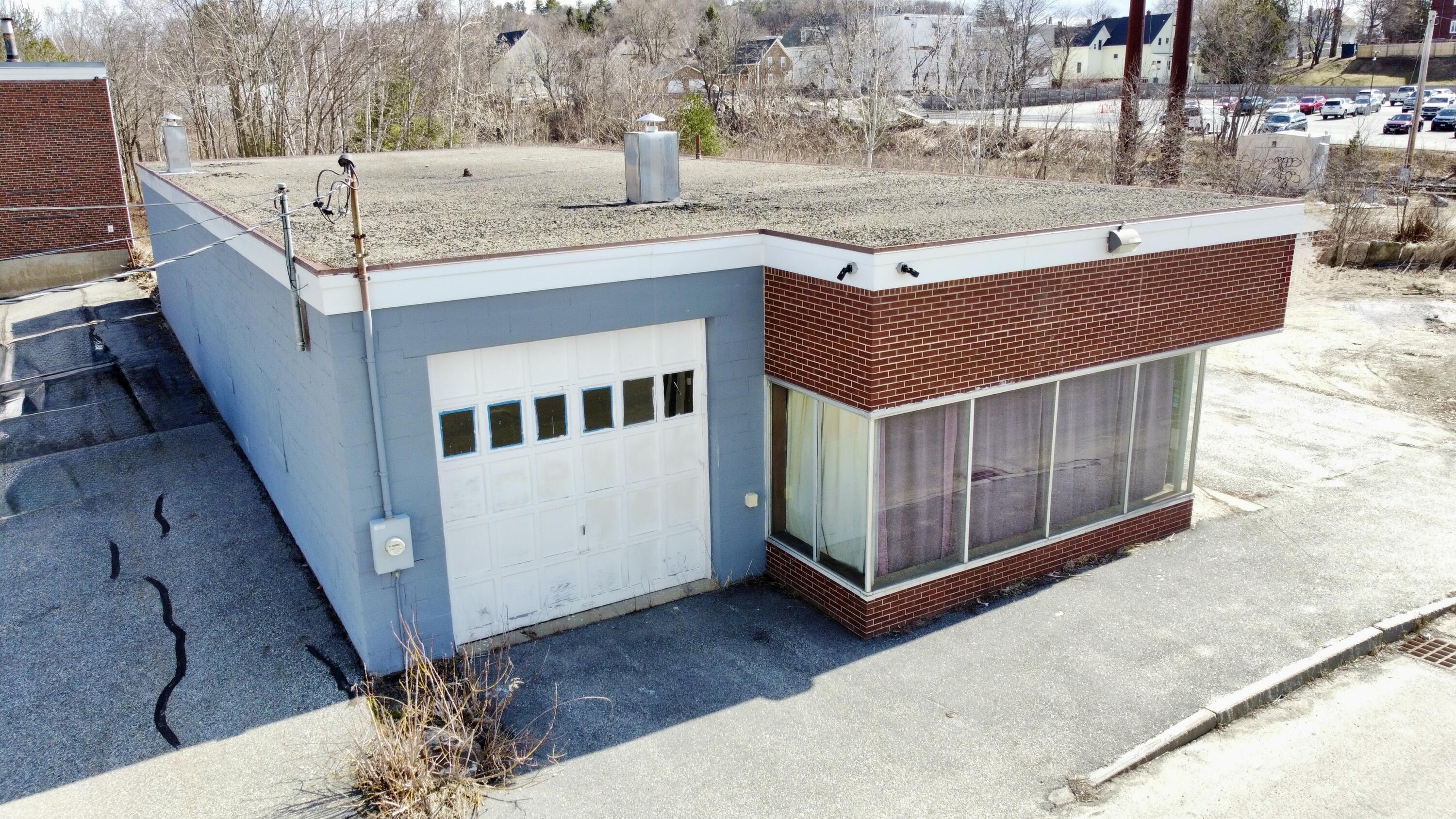 68/72 Holland Street Lewiston ME 04240