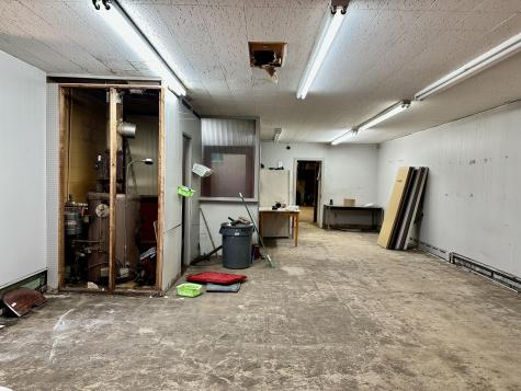 68/72 Holland Street Lewiston ME 04240