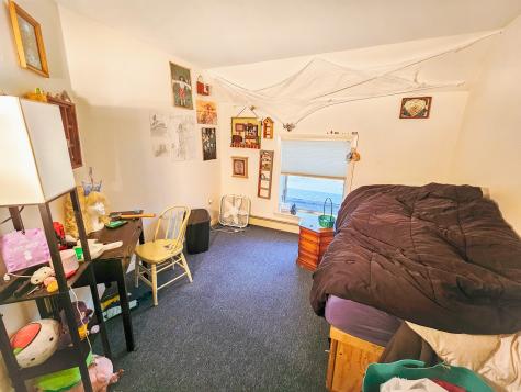 128 Middle Street Farmington ME 04938