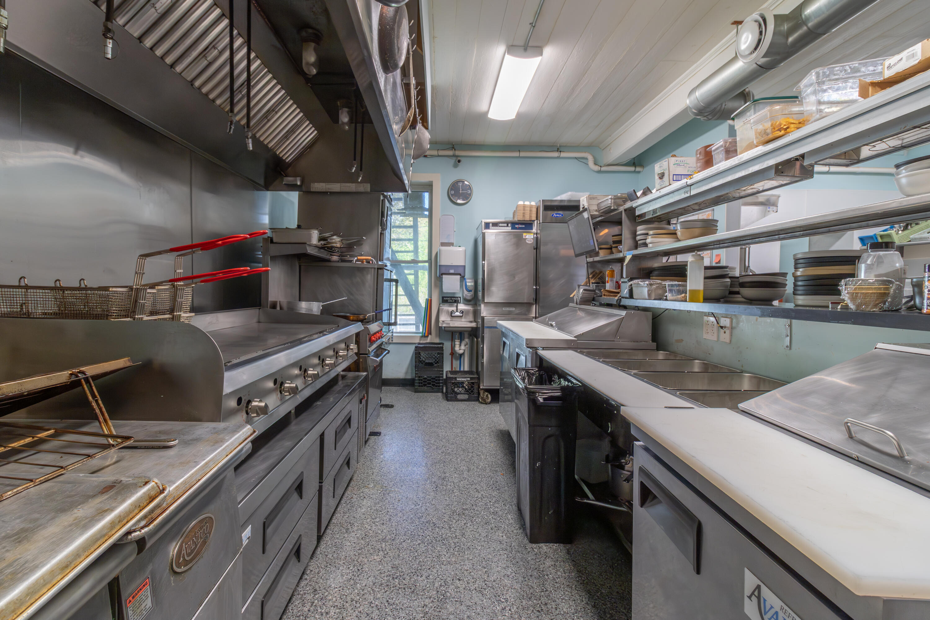 25 And 27 E East Main Street Searsport ME 04974