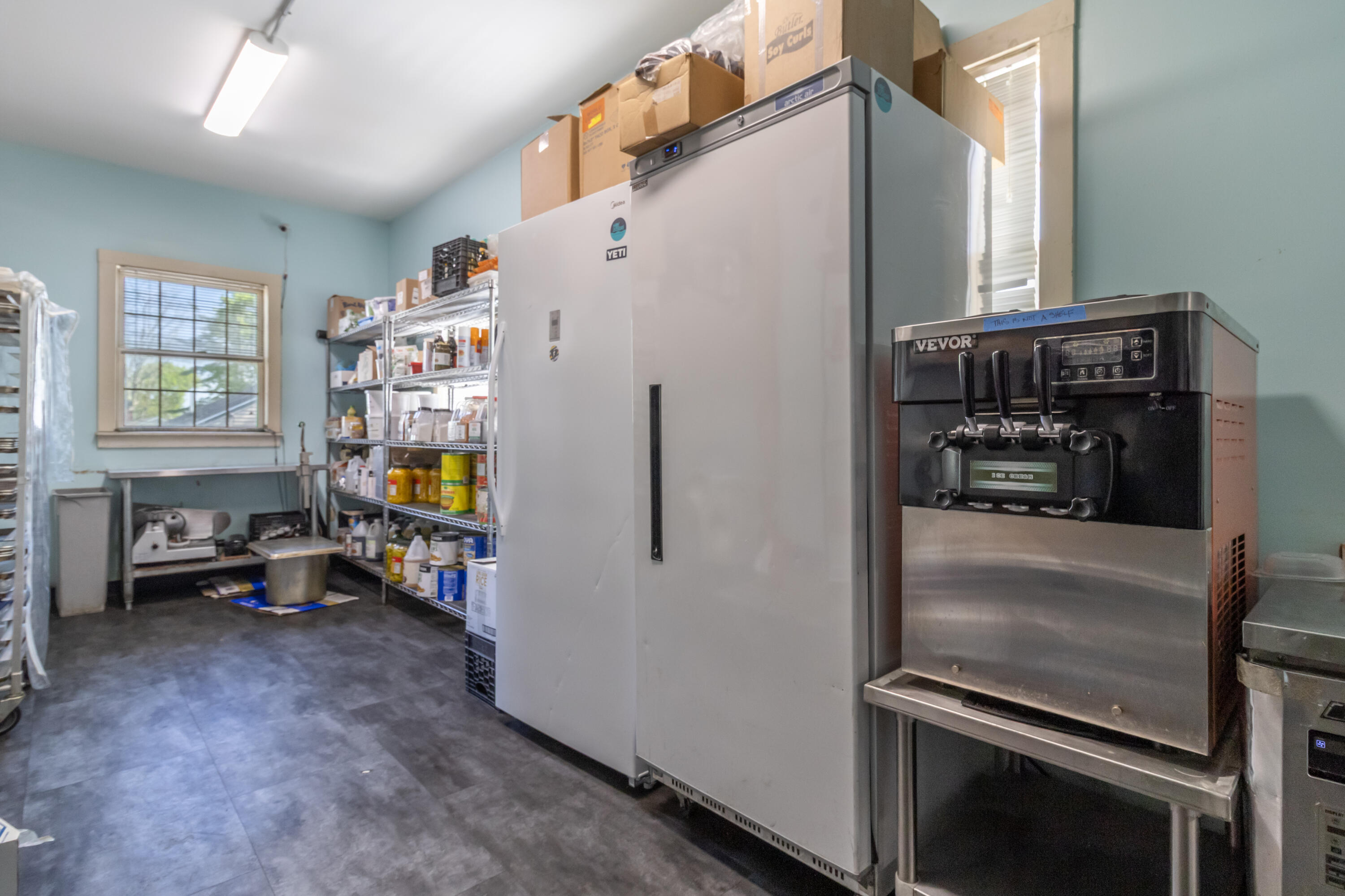 25 And 27 E East Main Street Searsport ME 04974