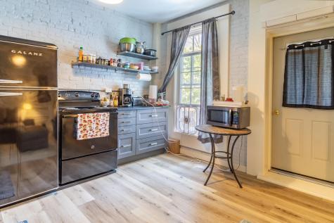 25 And 27 E East Main Street Searsport ME 04974