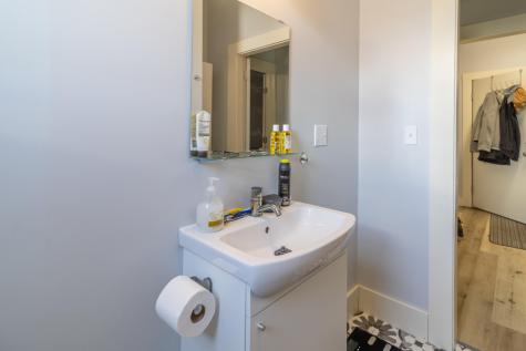 25 And 27 E East Main Street Searsport ME 04974