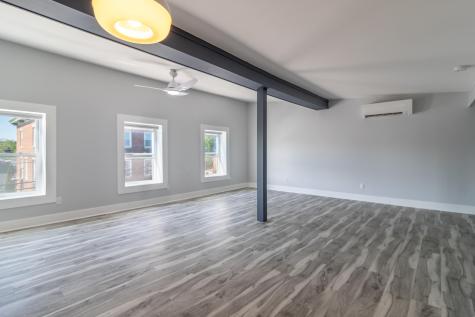 25 And 27 E East Main Street Searsport ME 04974