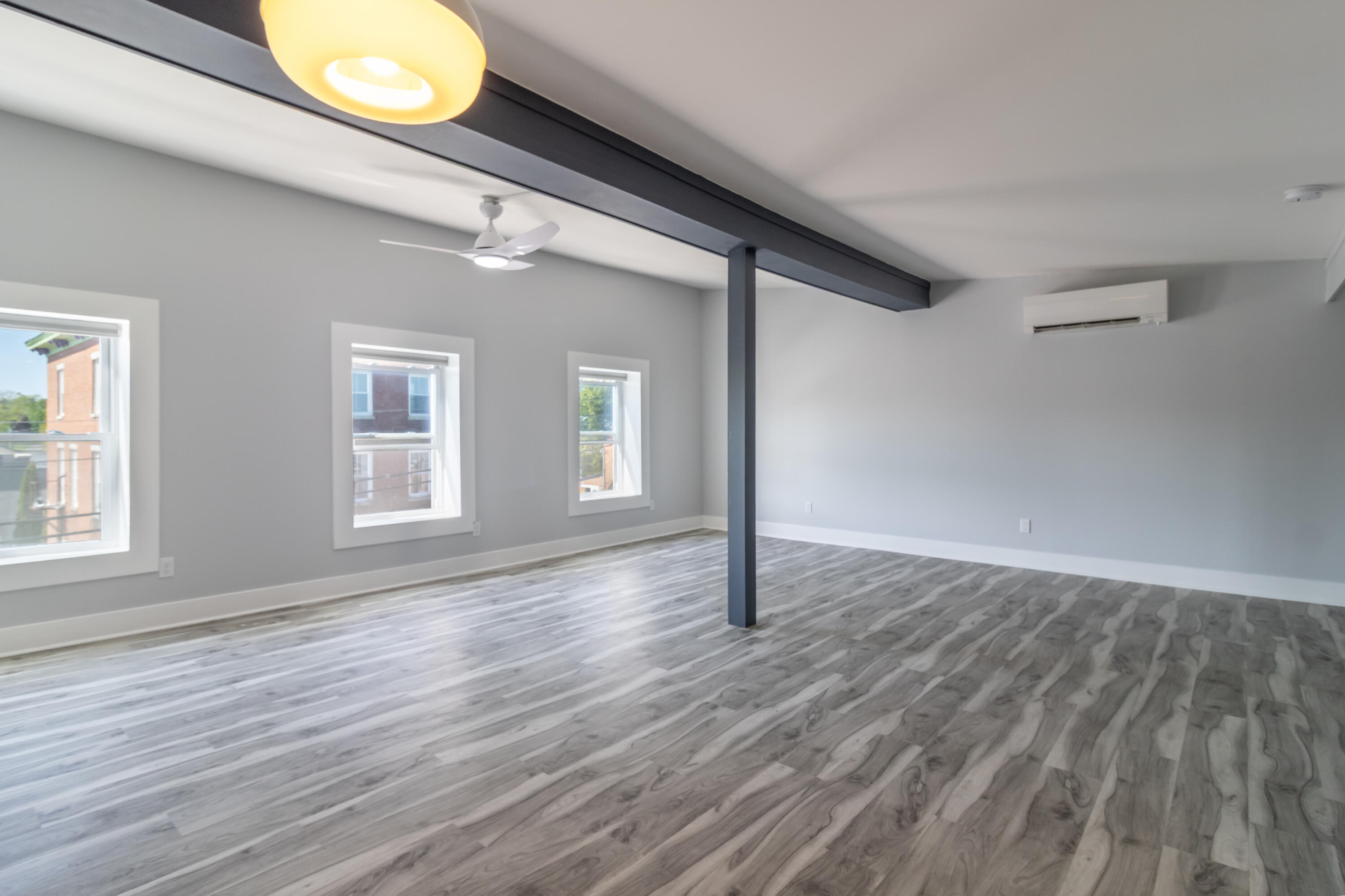 25 And 27 E East Main Street Searsport ME 04974