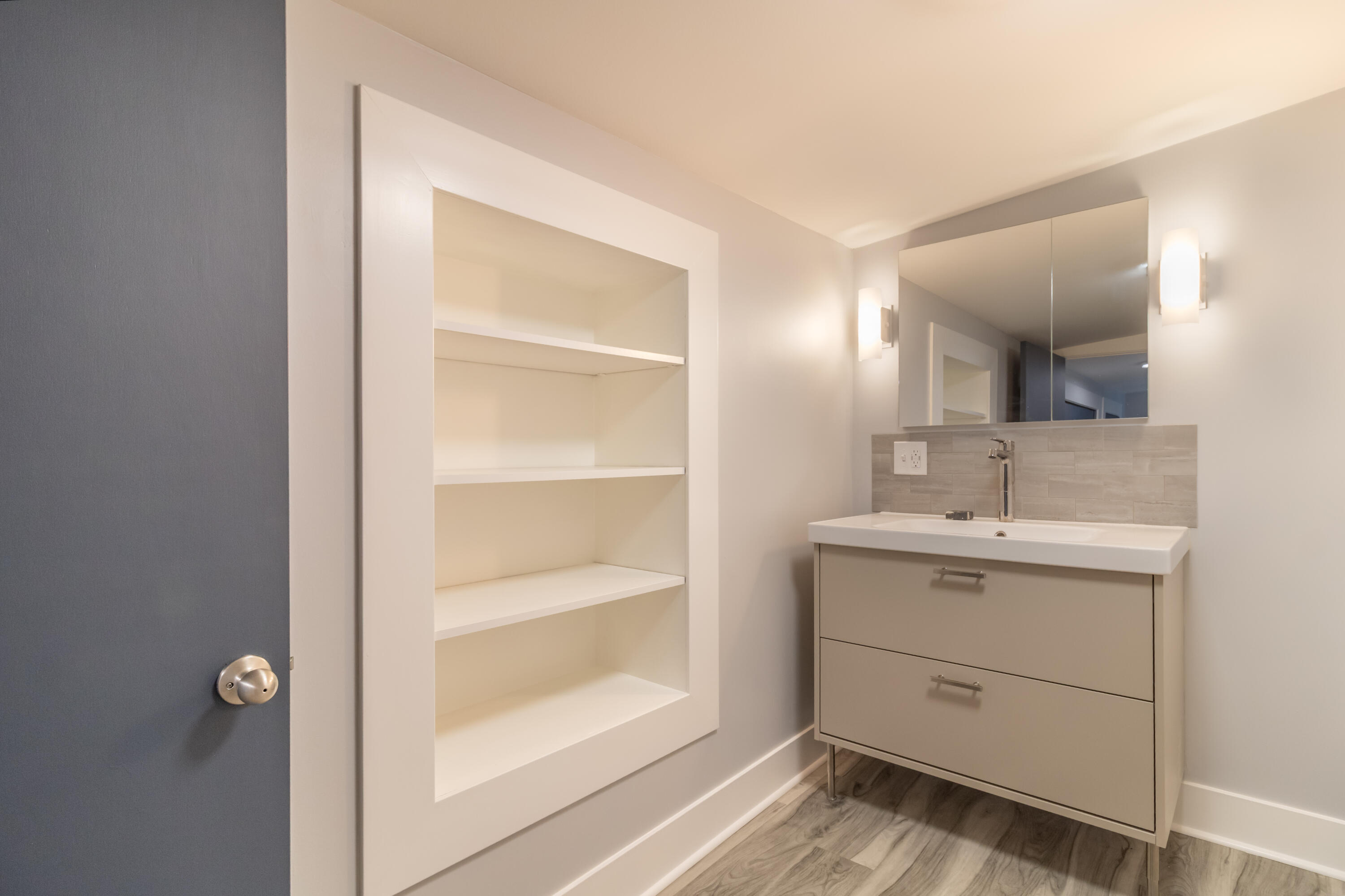 25 And 27 E East Main Street Searsport ME 04974