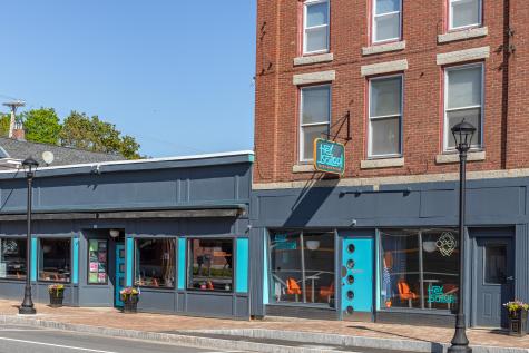 25 And 27 E East Main Street Searsport ME 04974