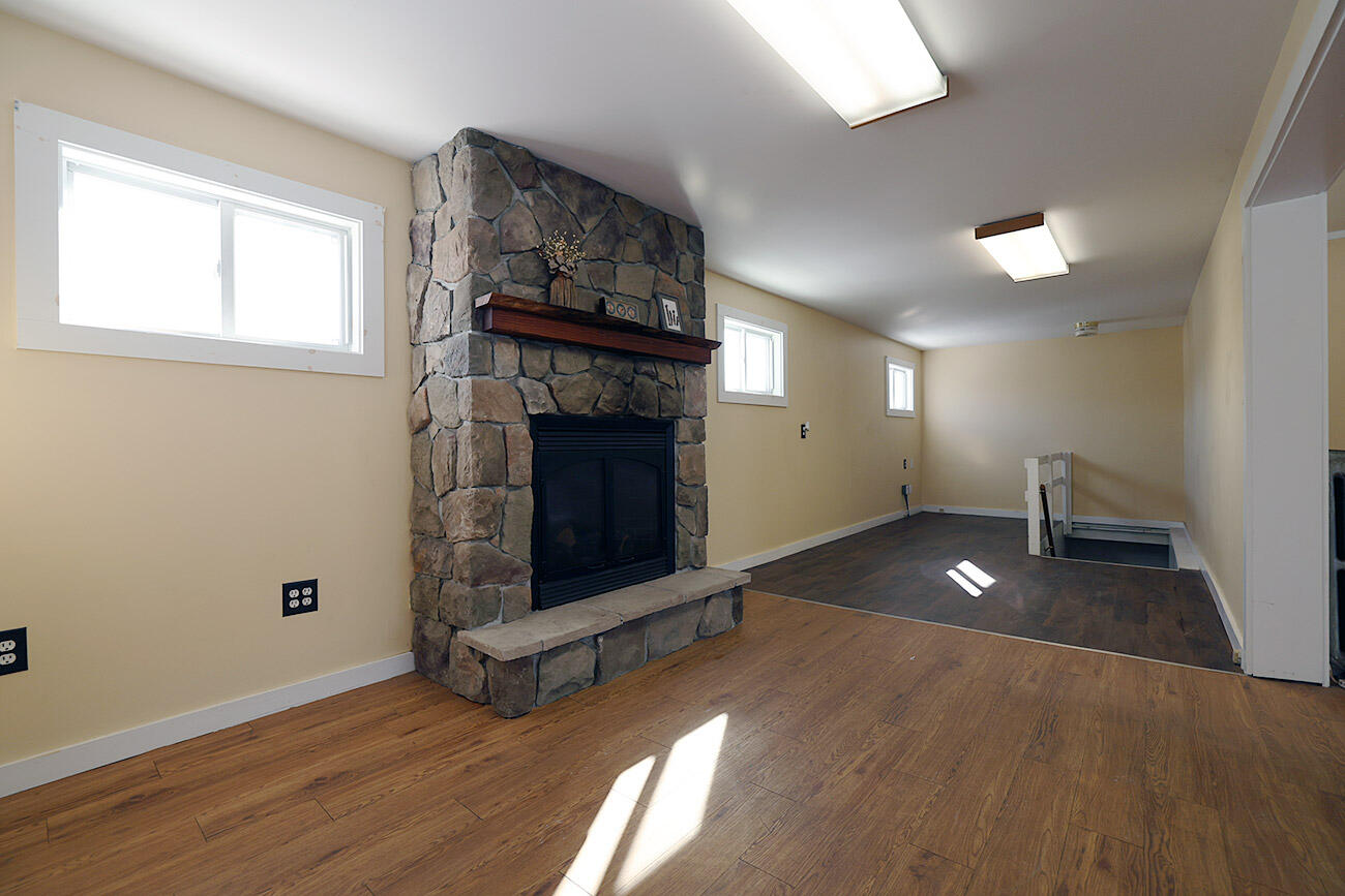 501-509 Maine Avenue Farmingdale ME 04344