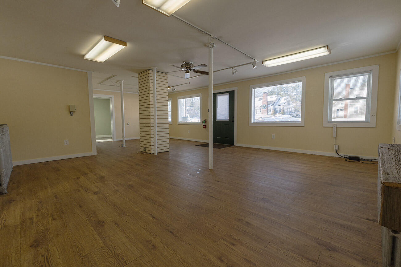 501-509 Maine Avenue Farmingdale ME 04344