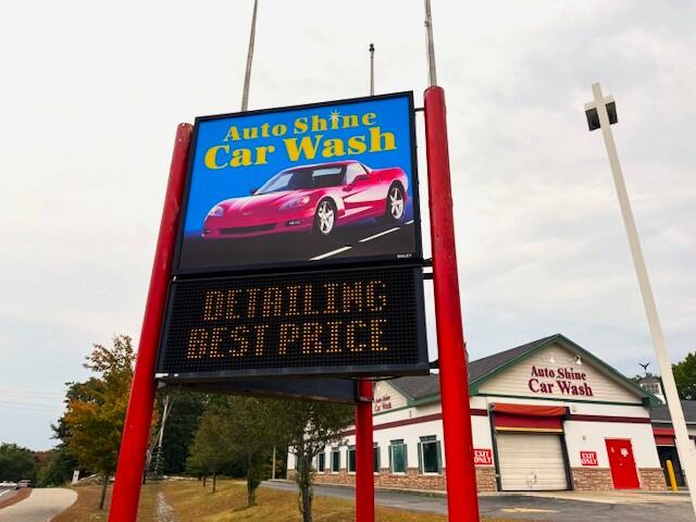 14 Hamilton Court Topsham ME 04086