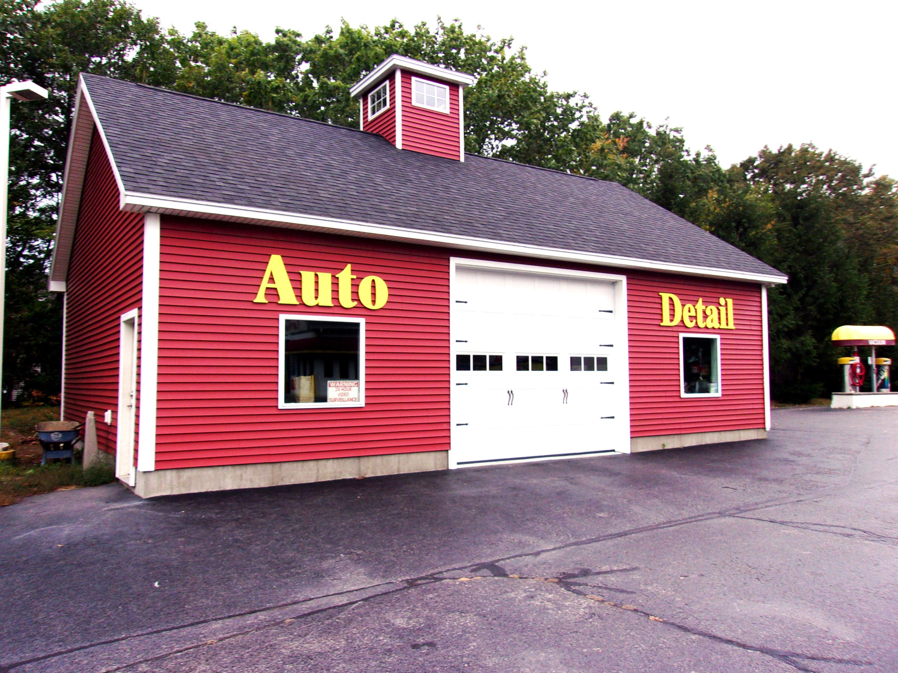 14 Hamilton Court Topsham ME 04086