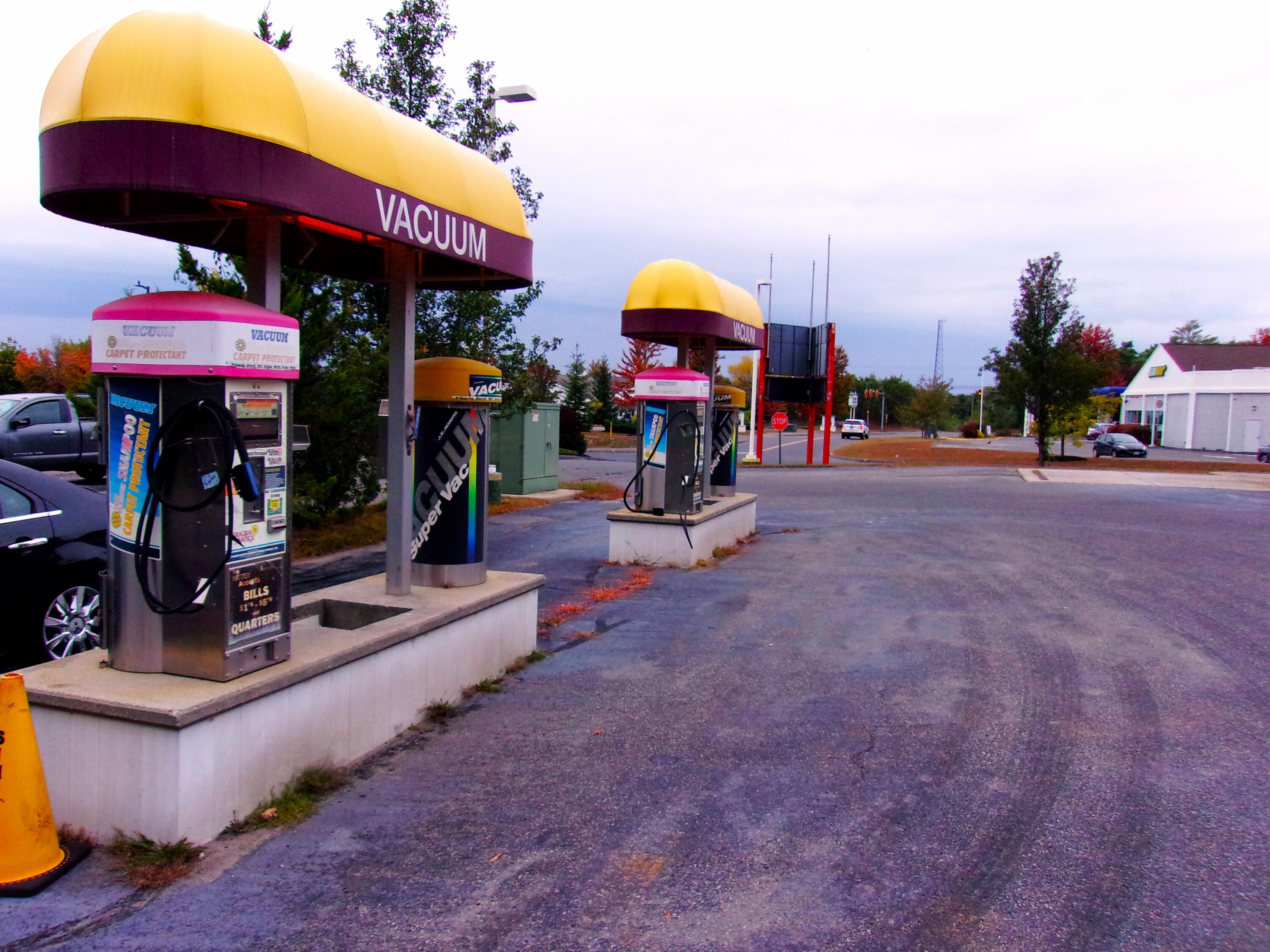 14 Hamilton Court Topsham ME 04086