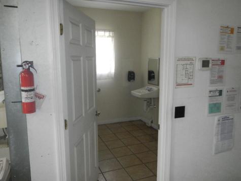 78 W Broadway Lincoln ME 04457