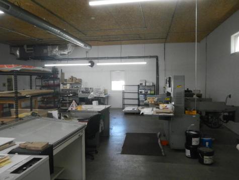 78 W Broadway Lincoln ME 04457