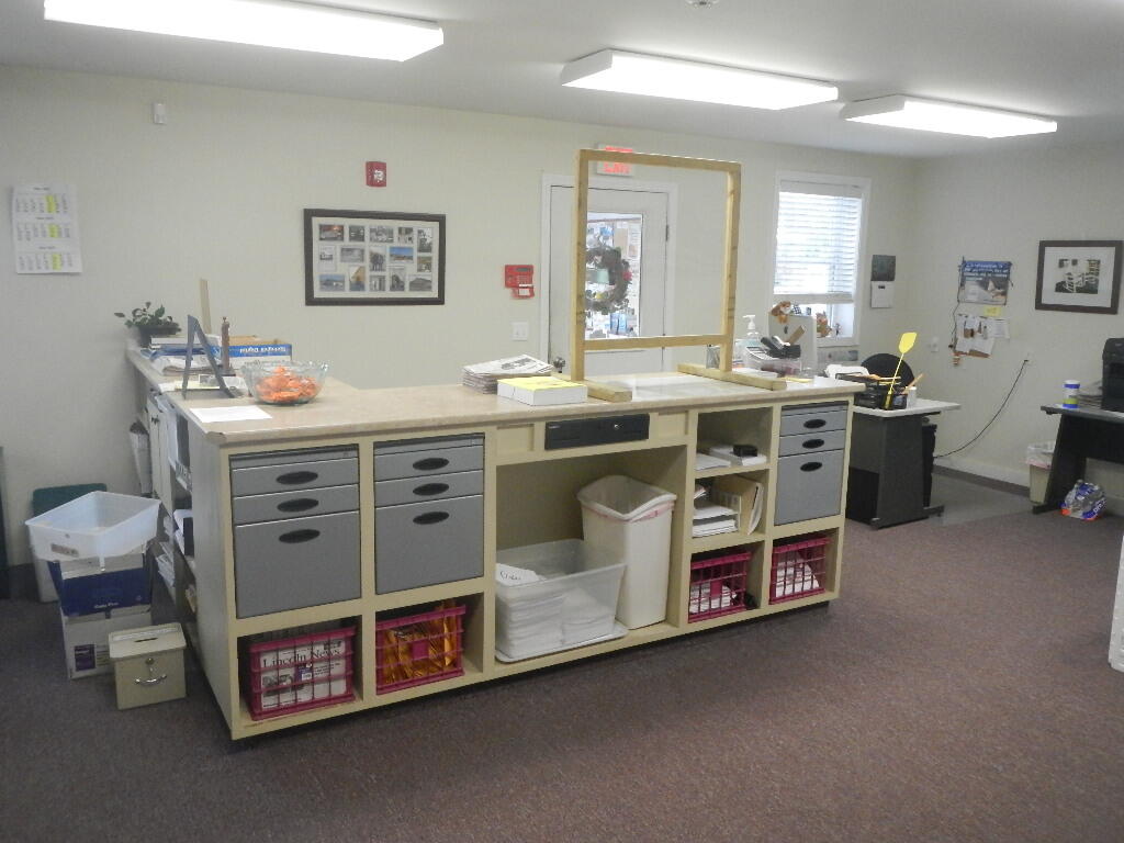 78 W Broadway Lincoln ME 04457