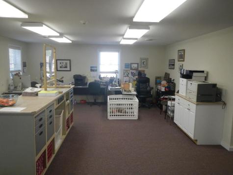 78 W Broadway Lincoln ME 04457