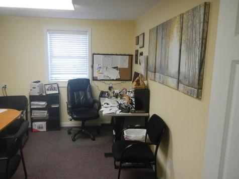 78 W Broadway Lincoln ME 04457