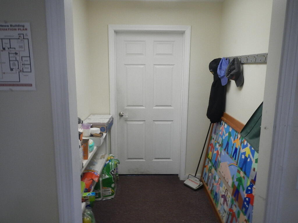 78 W Broadway Lincoln ME 04457