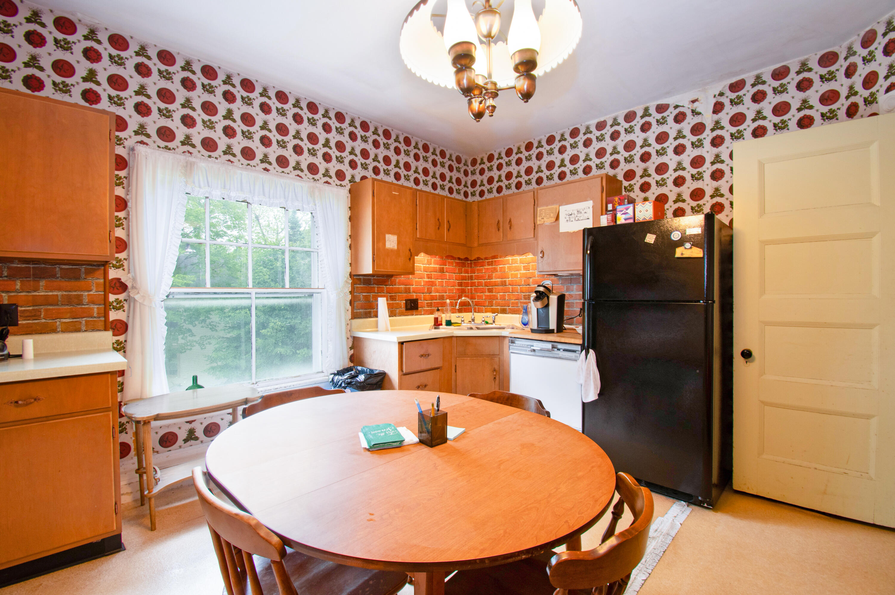 163 Park Row Brunswick ME 04011