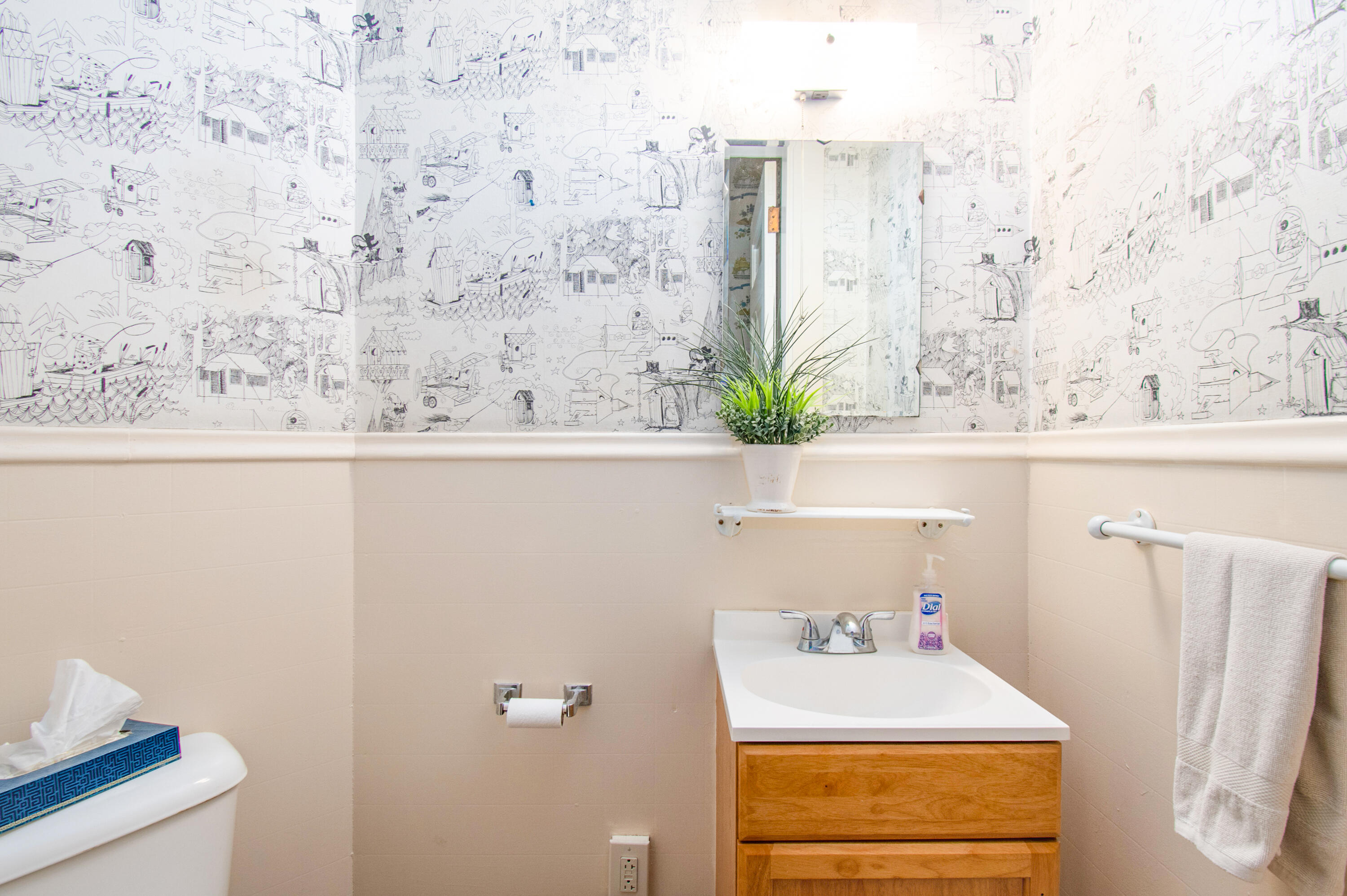 163 Park Row Brunswick ME 04011