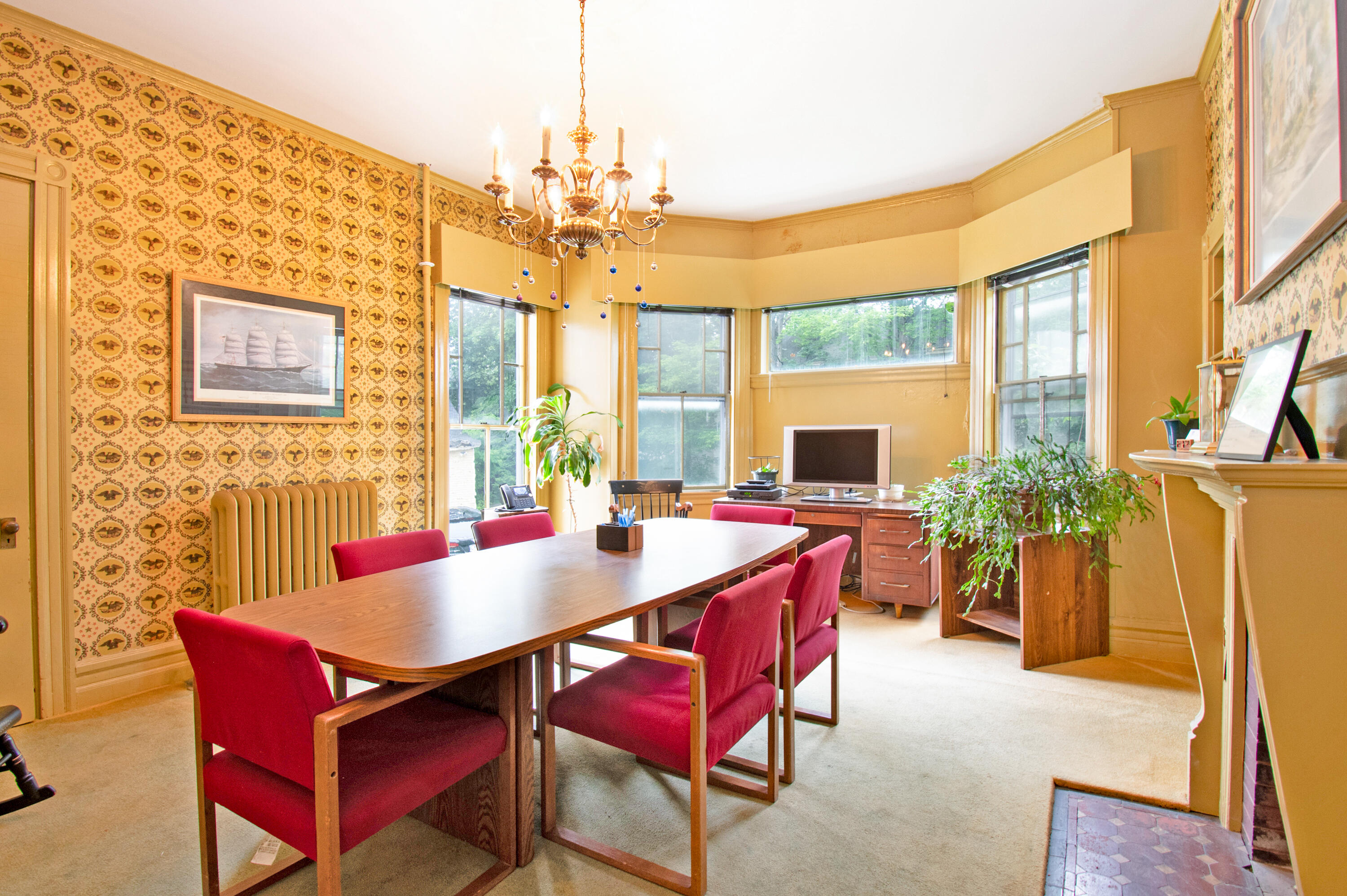 163 Park Row Brunswick ME 04011