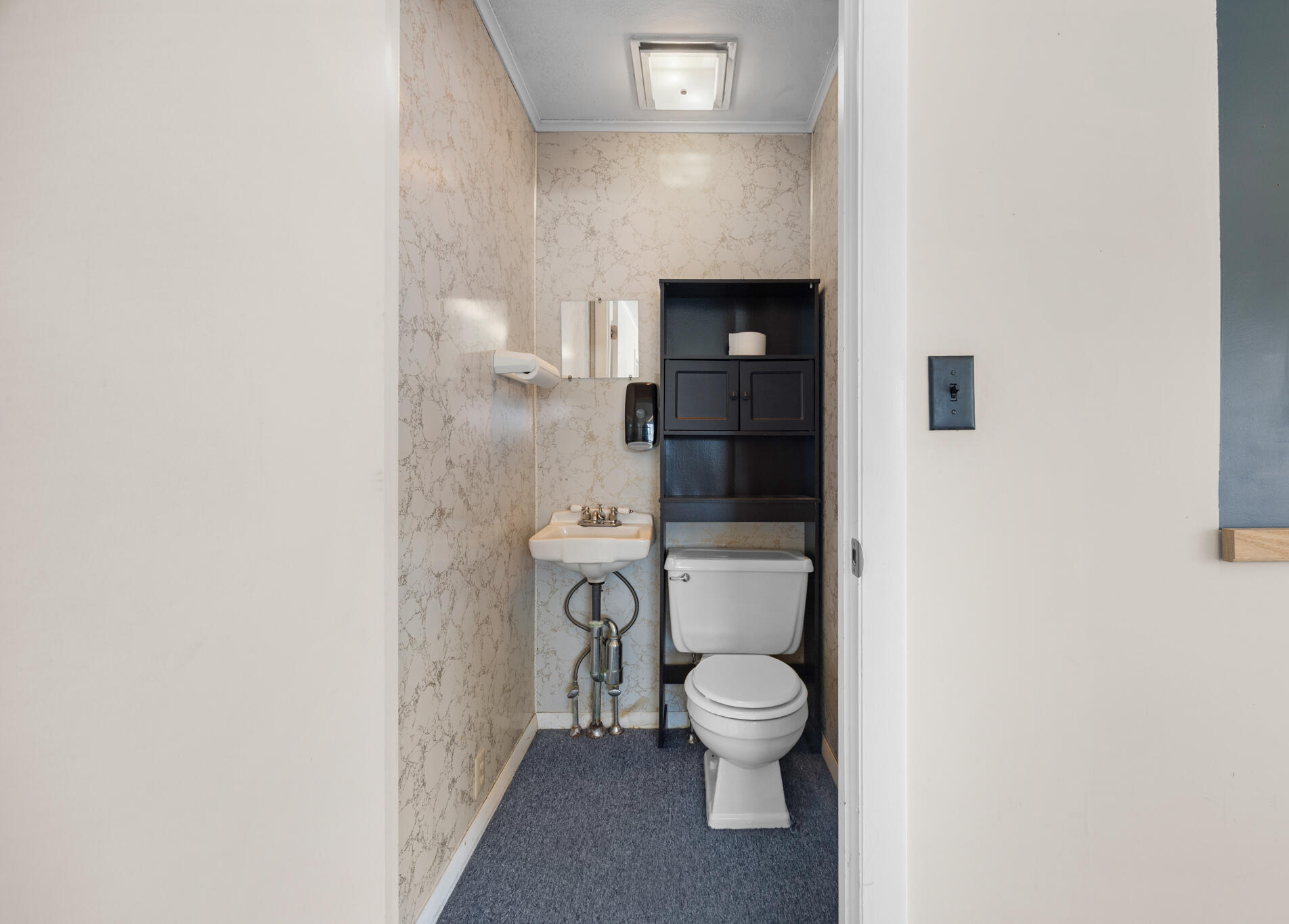 1530 Atlantic Highway Waldoboro ME 04572