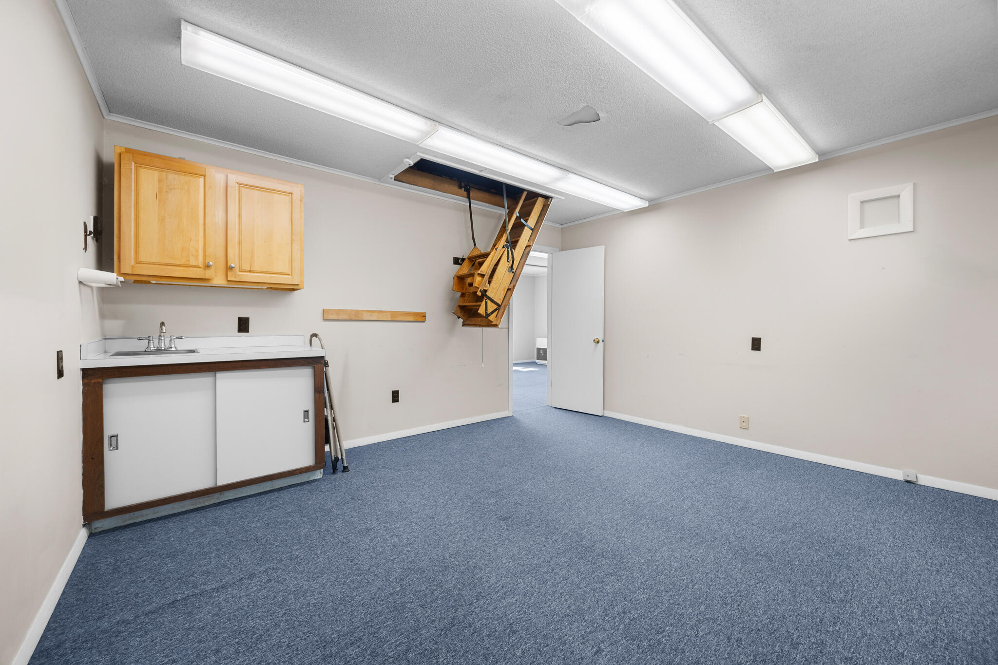 1530 Atlantic Highway Waldoboro ME 04572