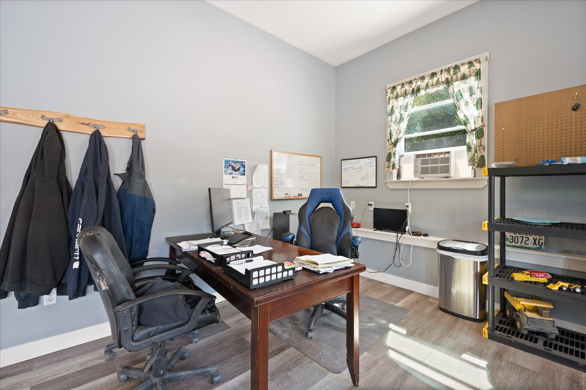 136 Us-1 Verona Island ME 04416