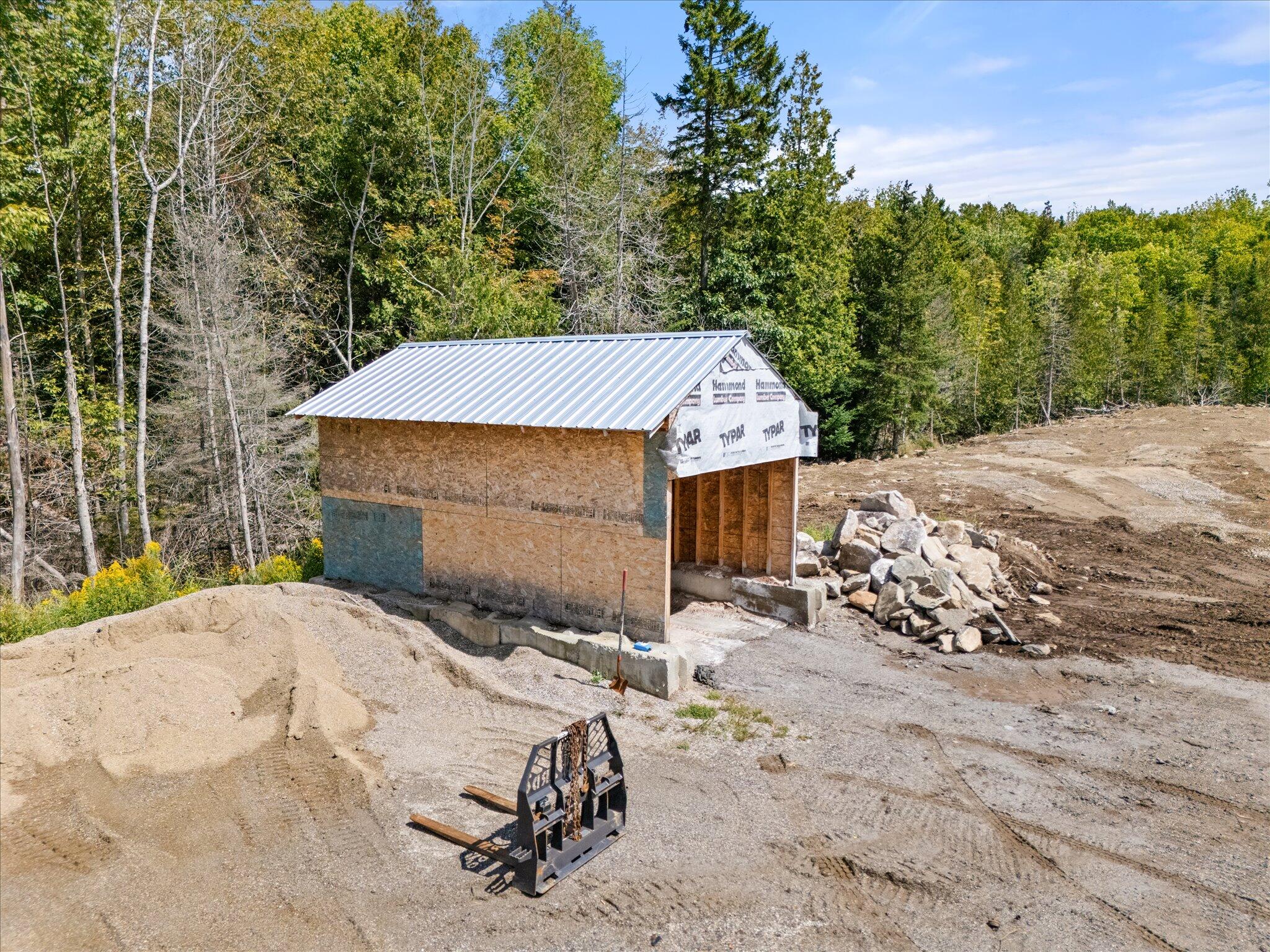 136 Us-1 Verona Island ME 04416