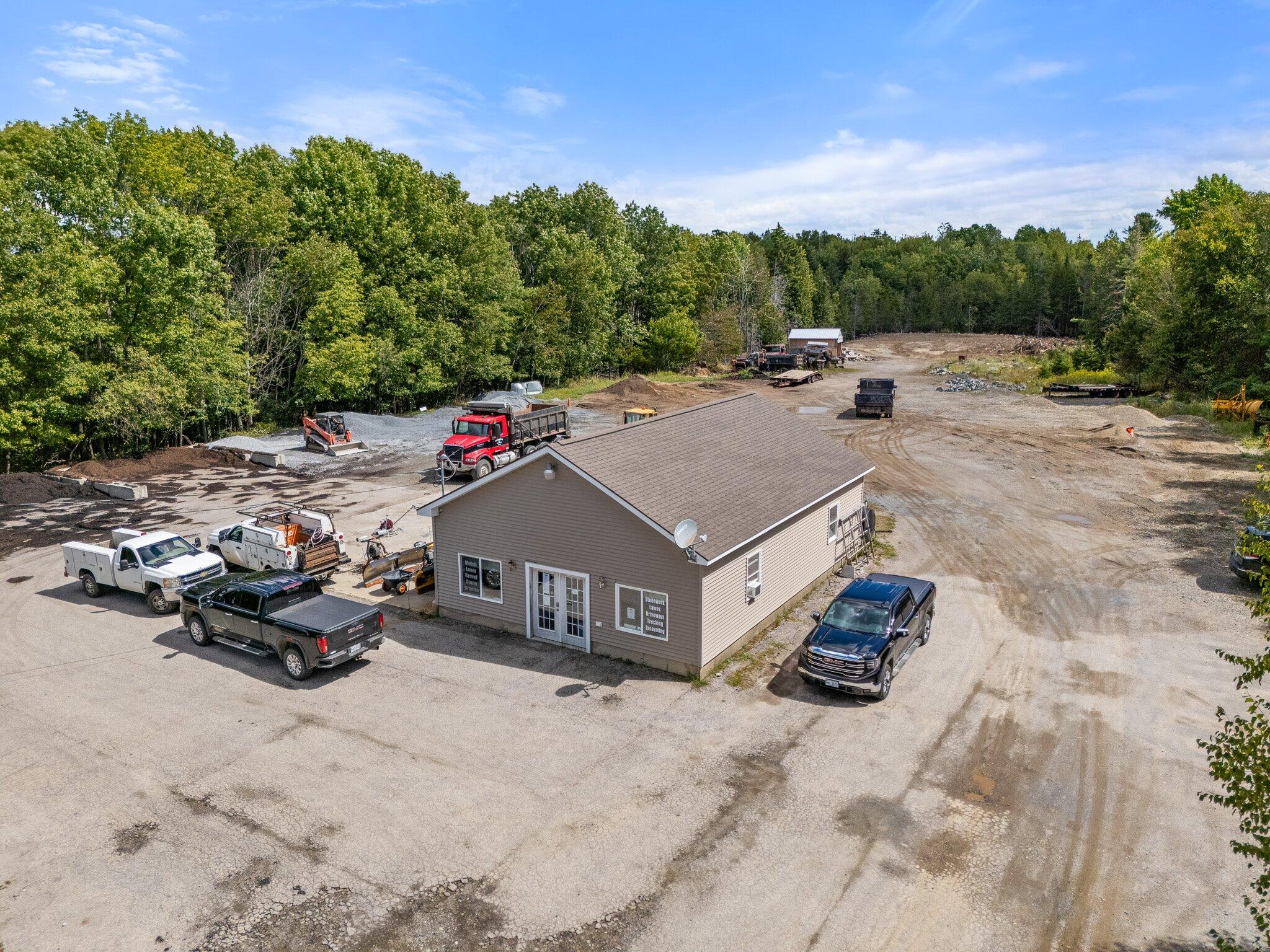 136 Us-1 Verona Island ME 04416