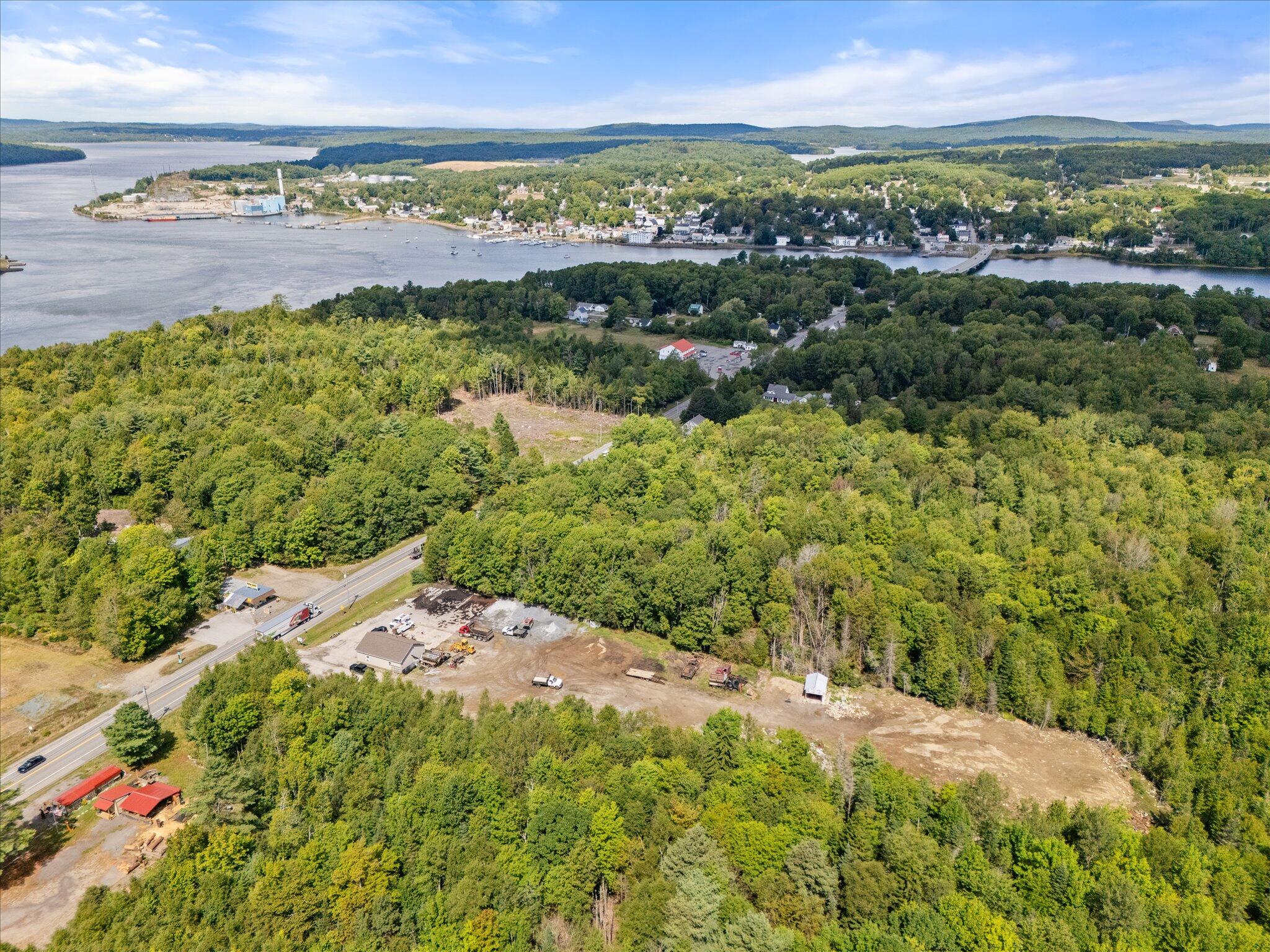 136 Us-1 Verona Island ME 04416