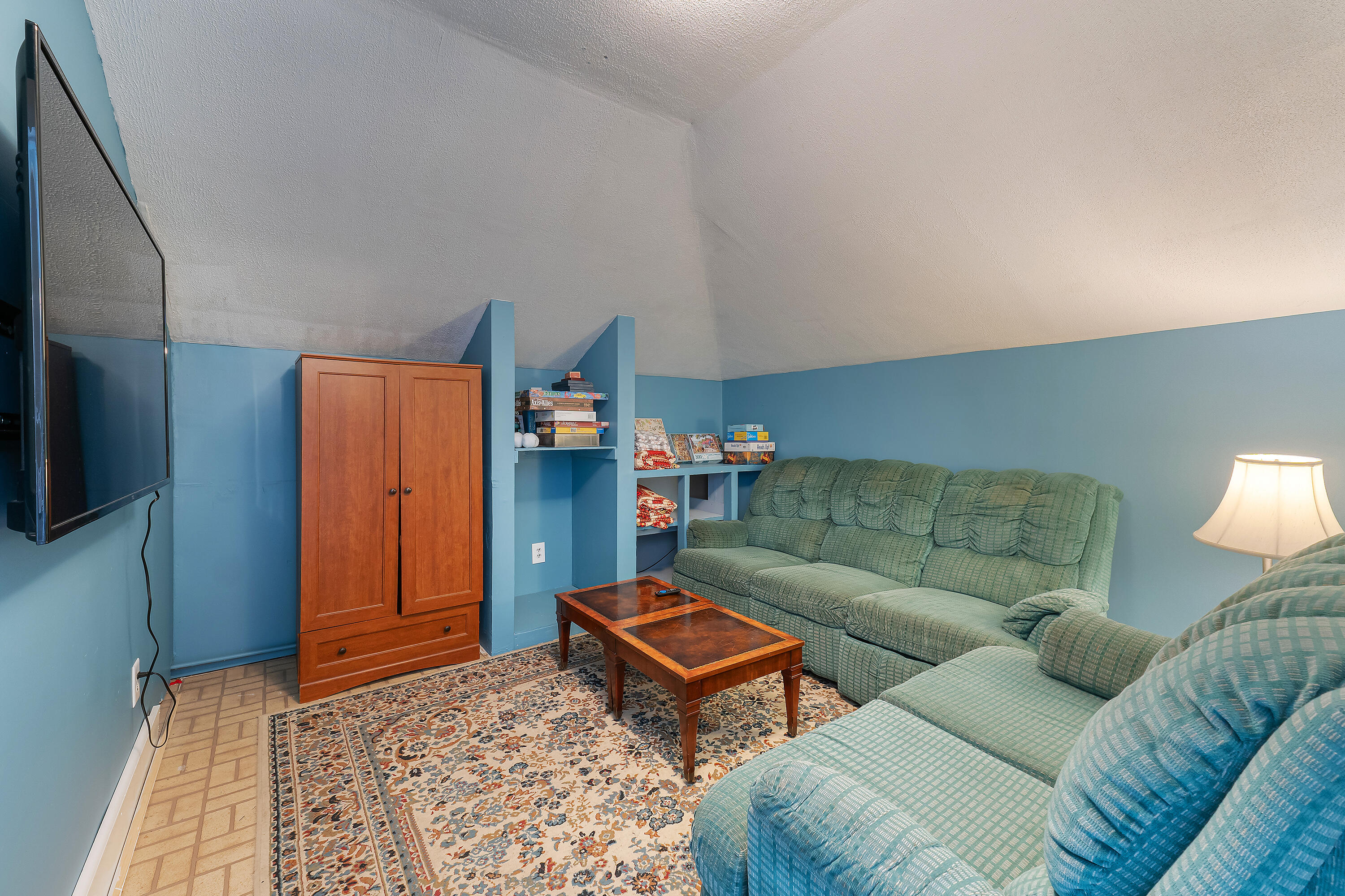 3 Alexander Reed Road Richmond ME 04357