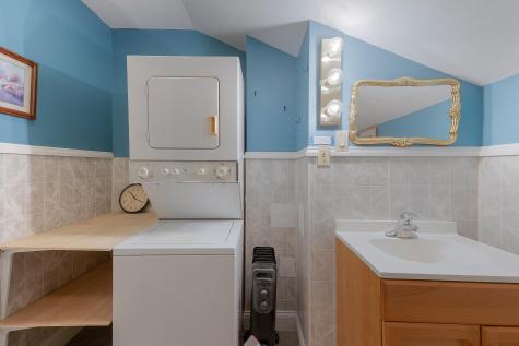 3 Alexander Reed Road Richmond ME 04357