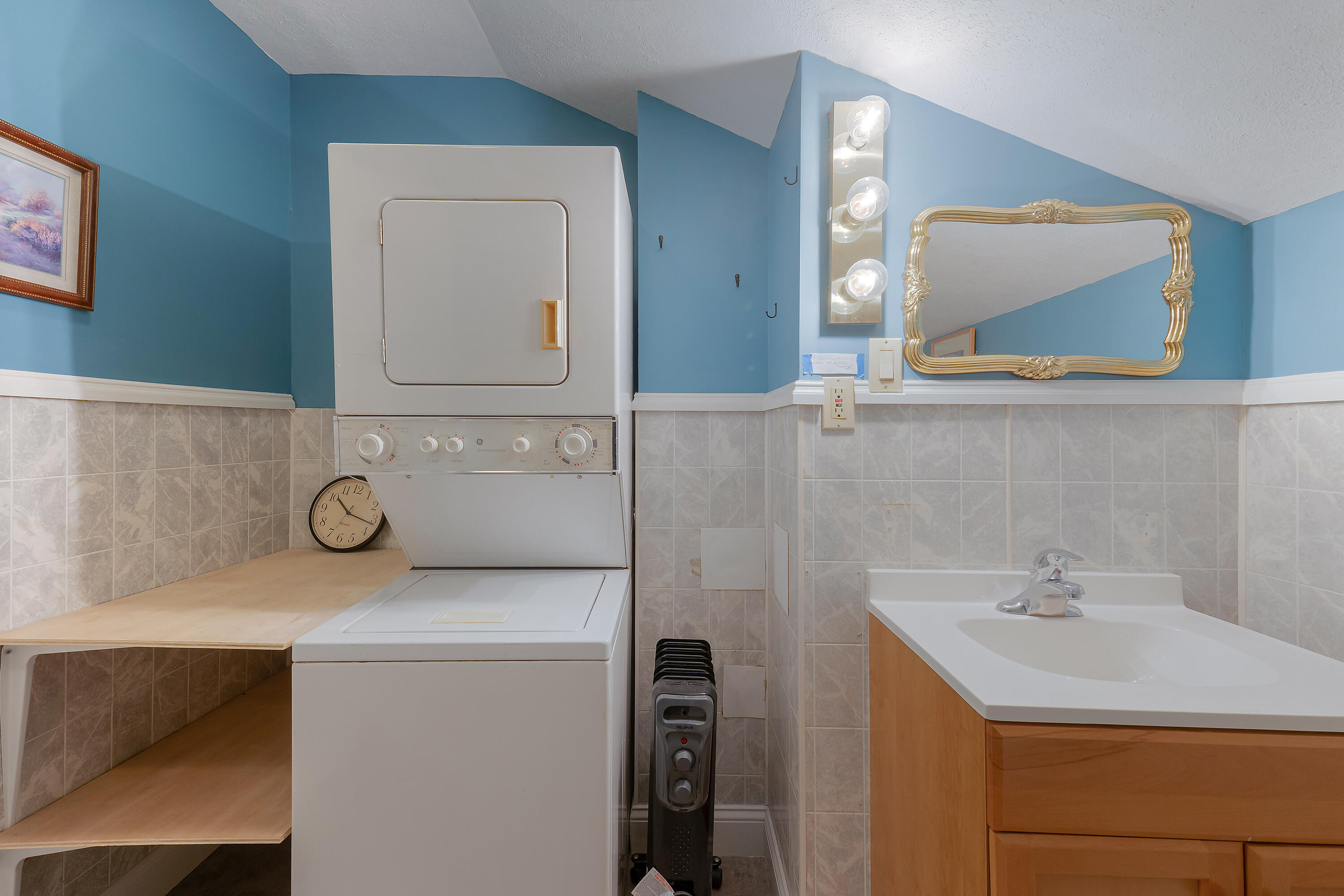 3 Alexander Reed Road Richmond ME 04357