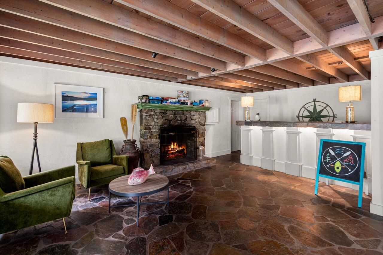 70 Ocean Gate Road Southport ME 04576