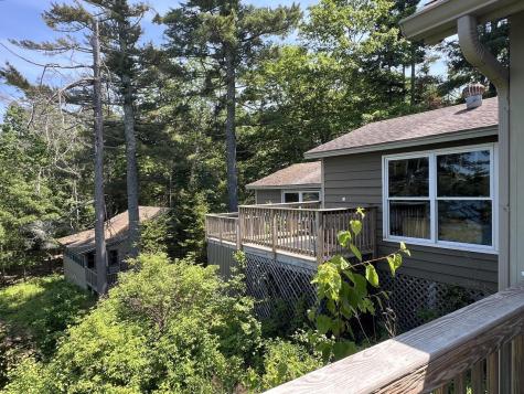 70 Ocean Gate Road Southport ME 04576