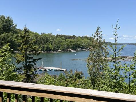 70 Ocean Gate Road Southport ME 04576