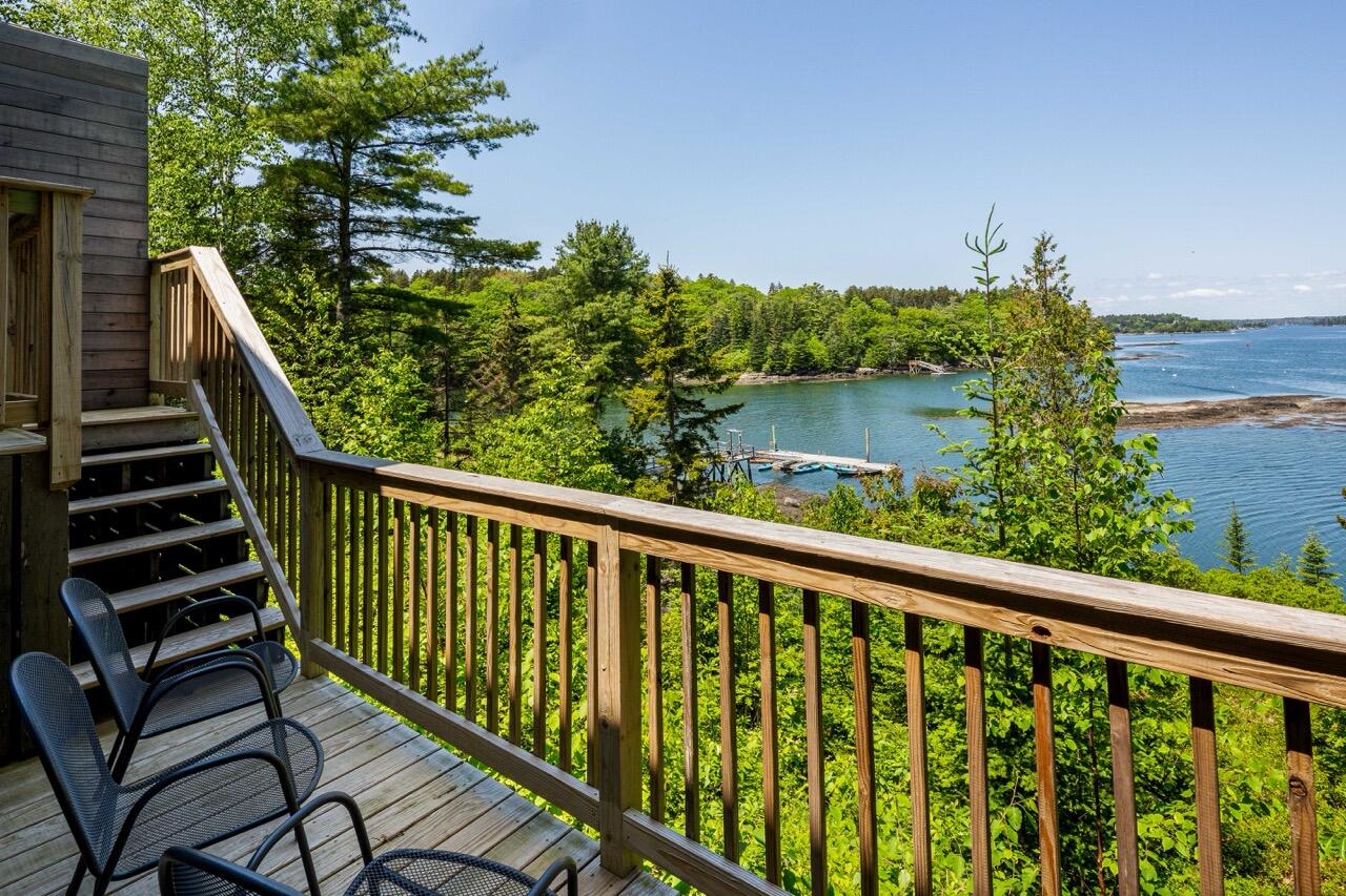 70 Ocean Gate Road Southport ME 04576