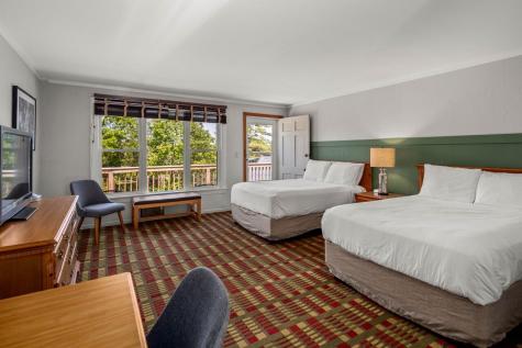 70 Ocean Gate Road Southport ME 04576