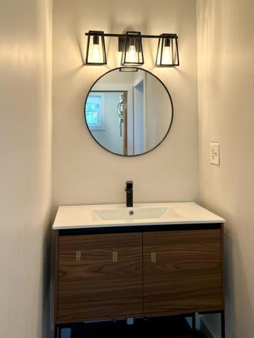 70 Ocean Gate Road Southport ME 04576