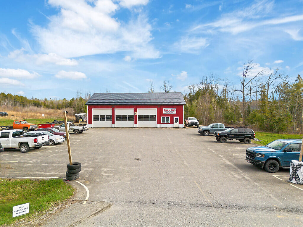 283 Hinckley Road Clinton ME 04927