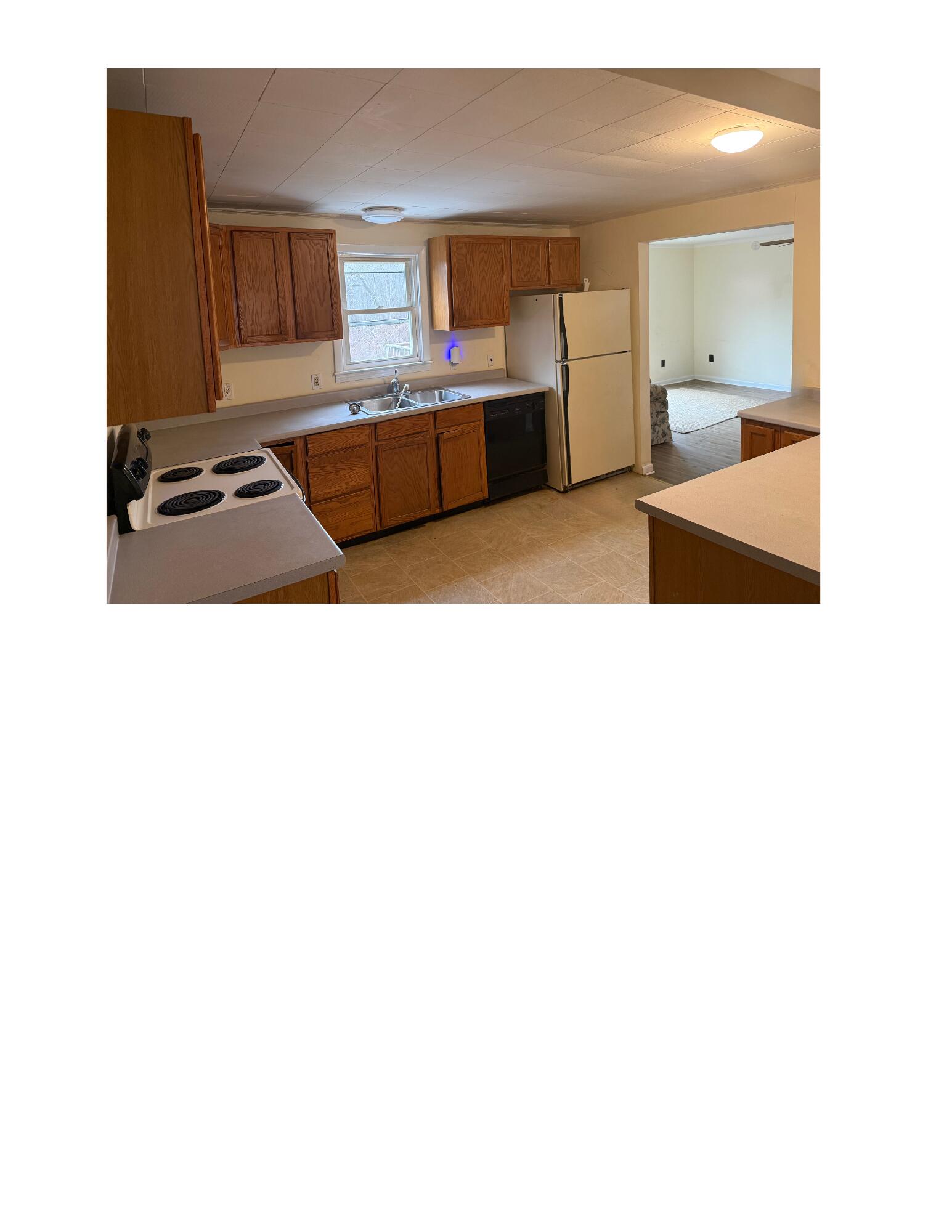 60/62 Maine 236 Route Kittery ME 03904