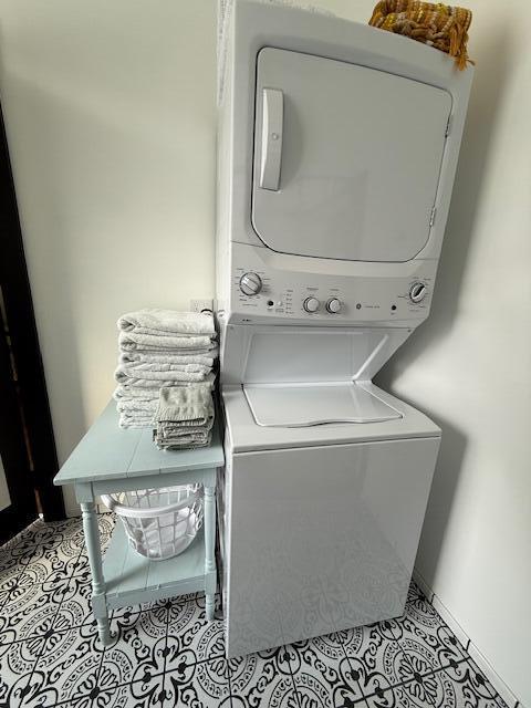 6 School Street Lubec ME 04652