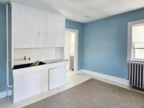 76 Main Street Newcastle ME 04553
