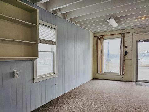 76 Main Street Newcastle ME 04553