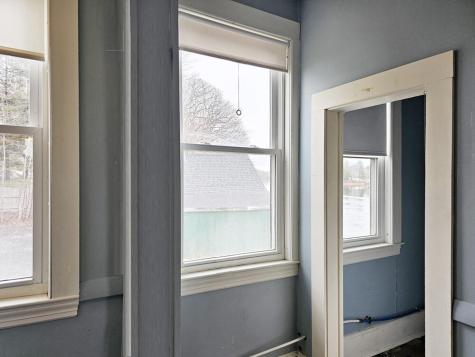 76 Main Street Newcastle ME 04553