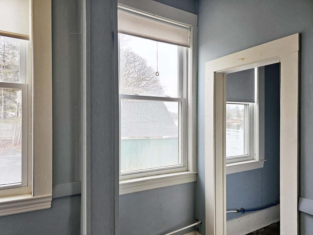 76 Main Street Newcastle ME 04553