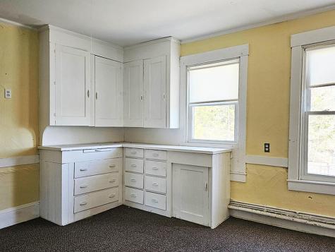 76 Main Street Newcastle ME 04553
